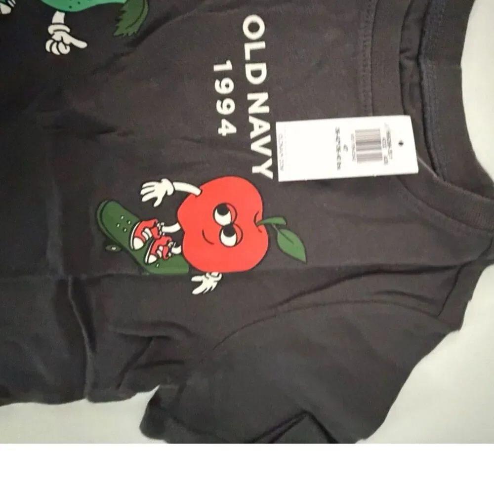 Old Navy 4T tee